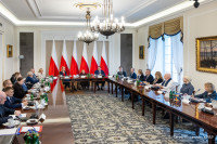 Posiedzenia Rady ds. Osób z Niepełnosprawnościami 004. imię i nazwisko twórcy zdjęcia: fot. Marek Borawski
źródło pochodzenia: Kancelaria Prezydenta Rzeczypospolitej Polskiej 
czas pozyskania zdjęcia: 07/04/2026 r.  